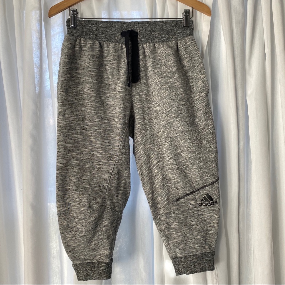 Men’s three quarter length joggers